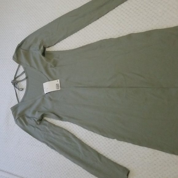 H&M Dresses & Skirts - Olive green dress